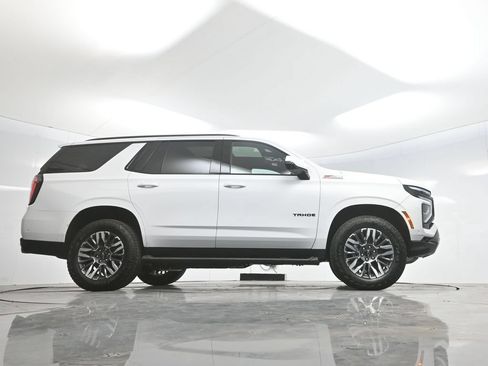 Used 2026 Chevrolet Tahoe Z71 w/ Comfort Package AWD/4WD image 62