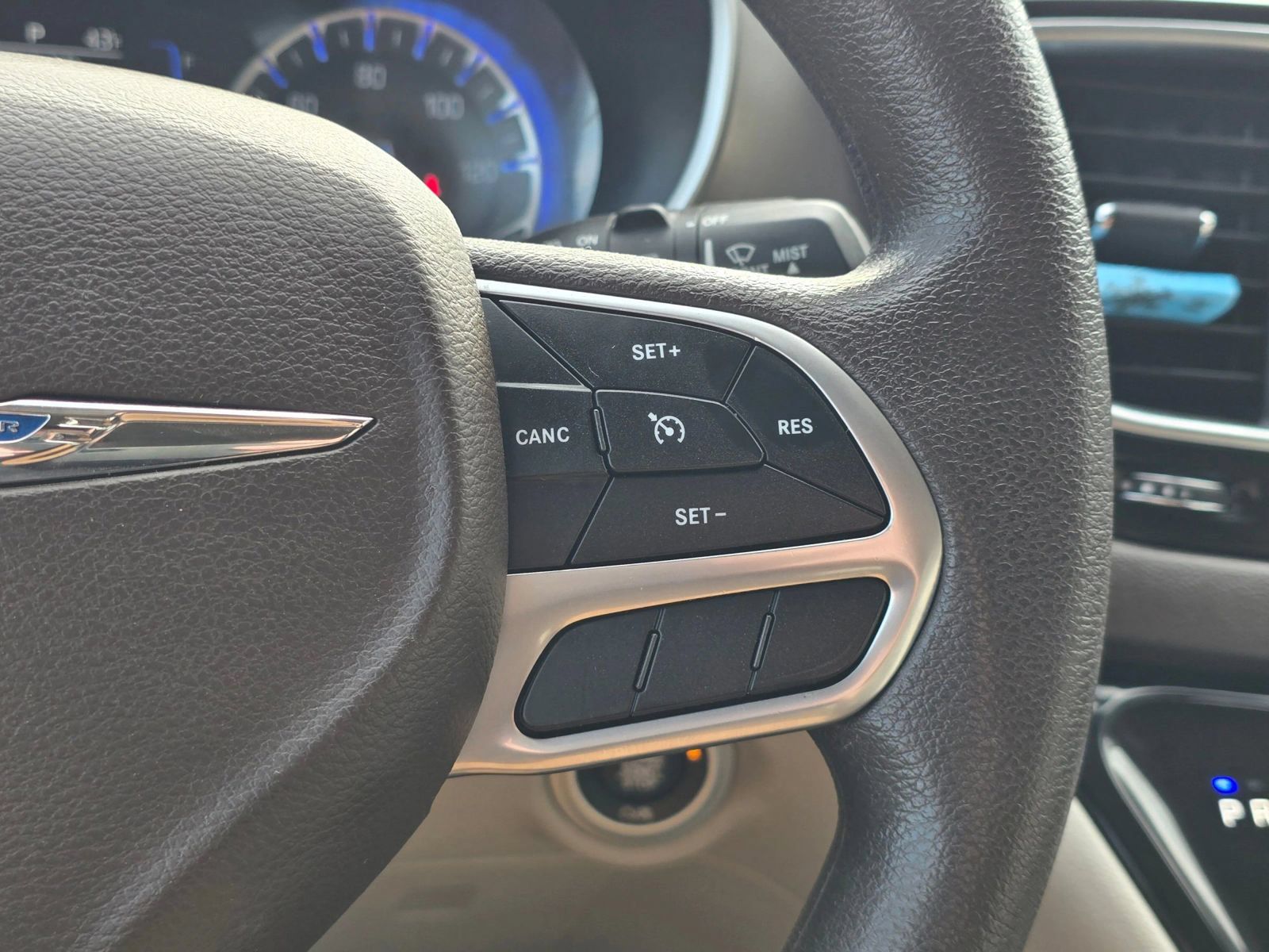 Used 2021 Chrysler Voyager Lxi FWD image 26