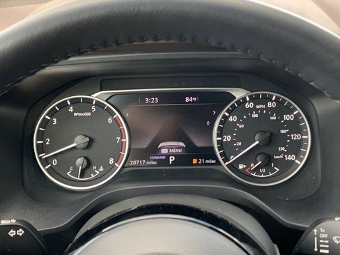 Used 2023 Nissan Rogue SL w/ SL Premium Package image 10