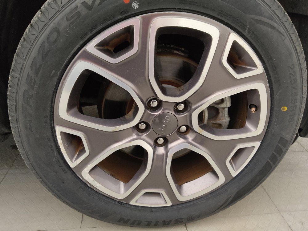 Used 2017 Jeep Renegade Limited FWD image 31