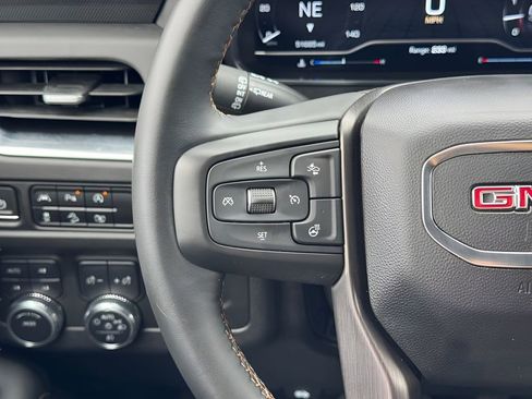Used 2023 GMC Yukon AT4 w/ AT4 Premium Package AWD/4WD image 26