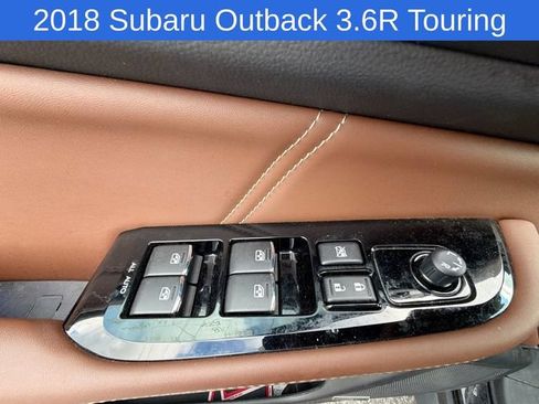 Used 2018 Subaru Outback 3.6R Touring AWD/4WD image 19