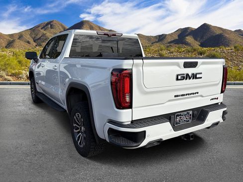 Certified 2021 GMC Sierra 1500 AT4 w/ AT4 Premium Package AWD/4WD image 4