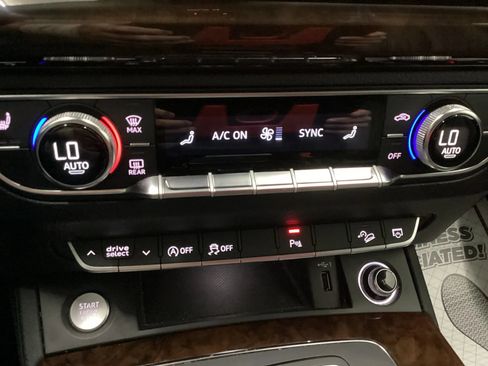 Used 2018 Audi Q5 2.0T Premium Plus w/ Premium Plus Package AWD/4WD image 18