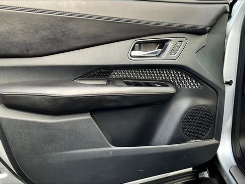 Used 2023 Nissan Ariya ENGAGE e-4ORCE image 19