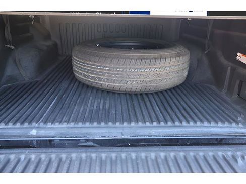 Used 2023 Jeep Gladiator Sport image 18