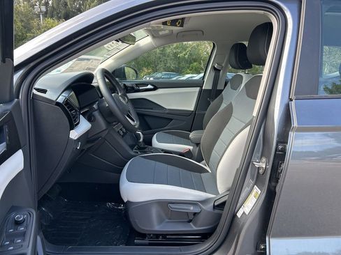 New 2026 Volkswagen Taos S FWD image 15
