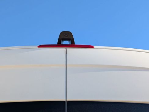 Used 2024 Mercedes-Benz Sprinter 2500 image 40