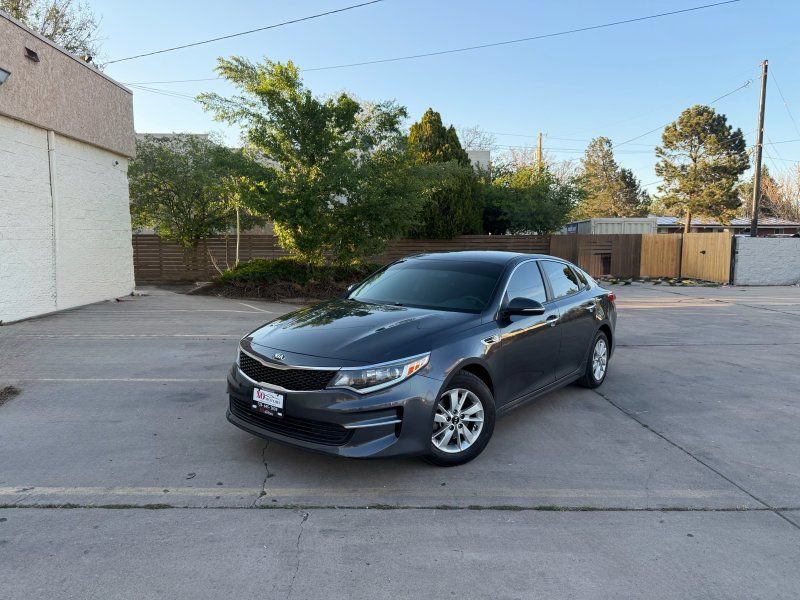 Used 2017 Kia Optima LX w/ Convenience Package FWD image 1