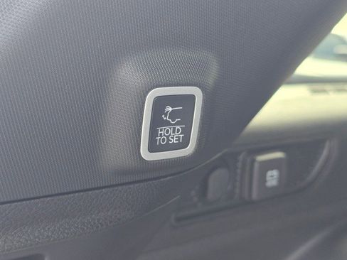 New 2026 Jeep Grand Cherokee Altitude image 19