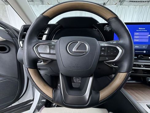Used 2025 Lexus RX 450h 450h+ Luxury image 9