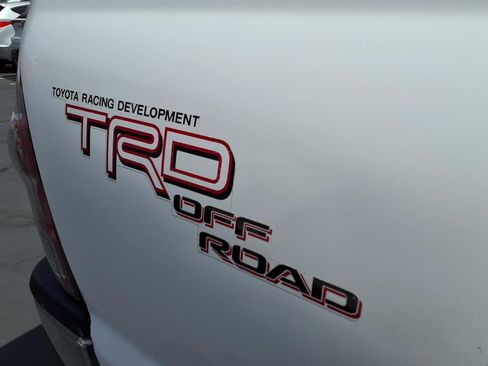 Used 2005 Toyota Tacoma PreRunner RWD image 8