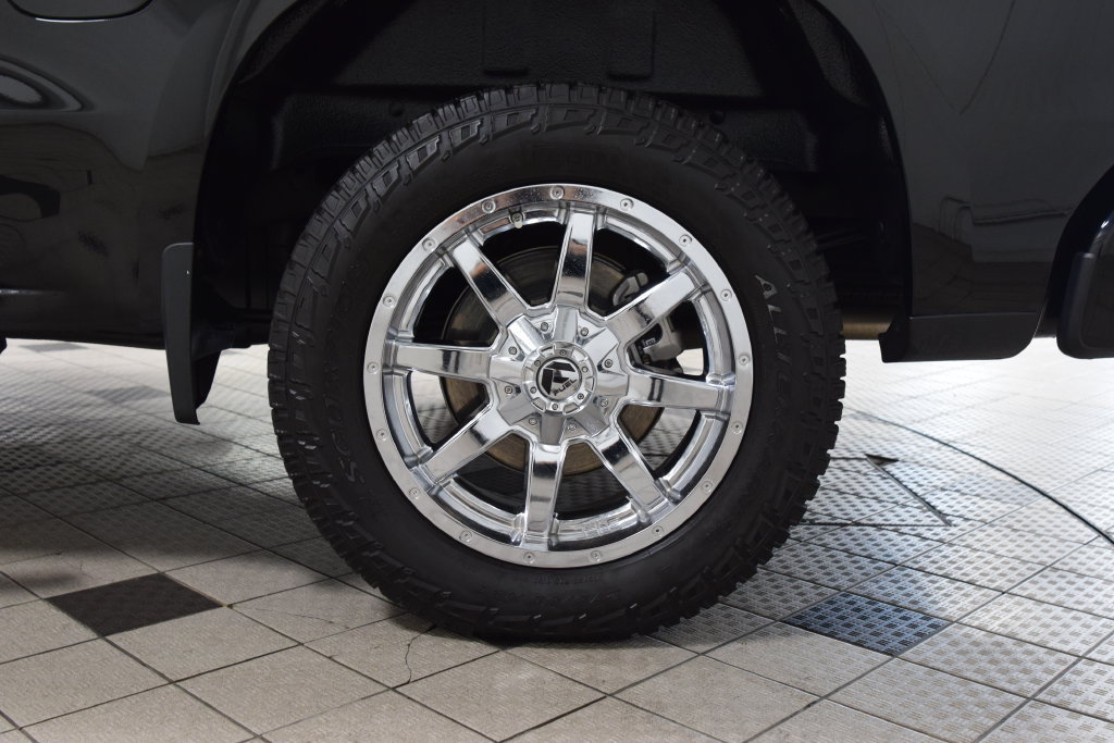 Used 2025 Chevrolet Silverado 1500 RST w/ Z71 Off-Road Package AWD/4WD image 29