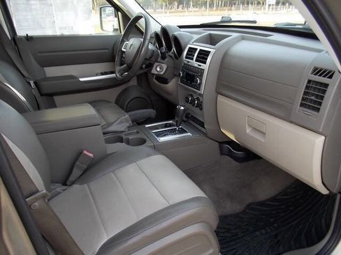 Used 2007 Dodge Nitro SLT image 14