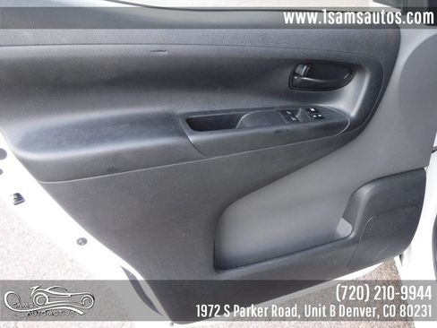 Used 2017 Nissan NV200 SV w/ Technology Package FWD image 36