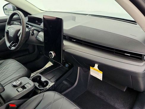 Used 2024 Ford Mustang Mach-E Select w/ Comfort Package Lite image 21