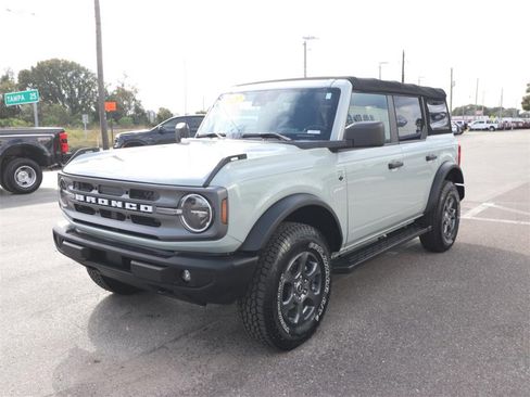 Used 2021 Ford Bronco Big Bend image 5