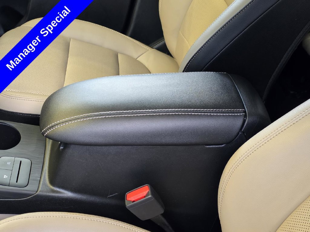 Used 2022 Ford Escape SEL FWD image 9