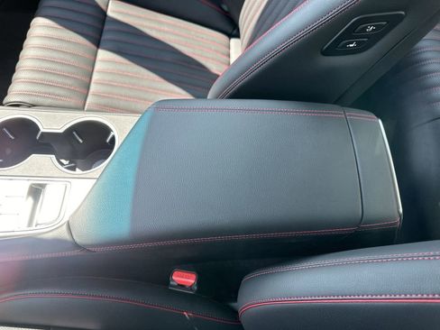 Used 2025 Genesis G70 2.5T w/ Sport Prestige Package image 27