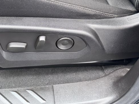 Used 2024 Chevrolet Colorado Trail Boss w/ Advanced Trailering Package image 22