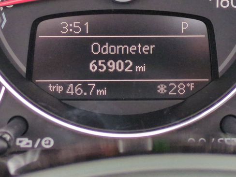 Used 2017 Volkswagen Beetle 1.8T SE image 33