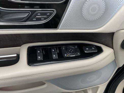 Used 2021 Lincoln Navigator Reserve w/ Luxury Package AWD/4WD image 26