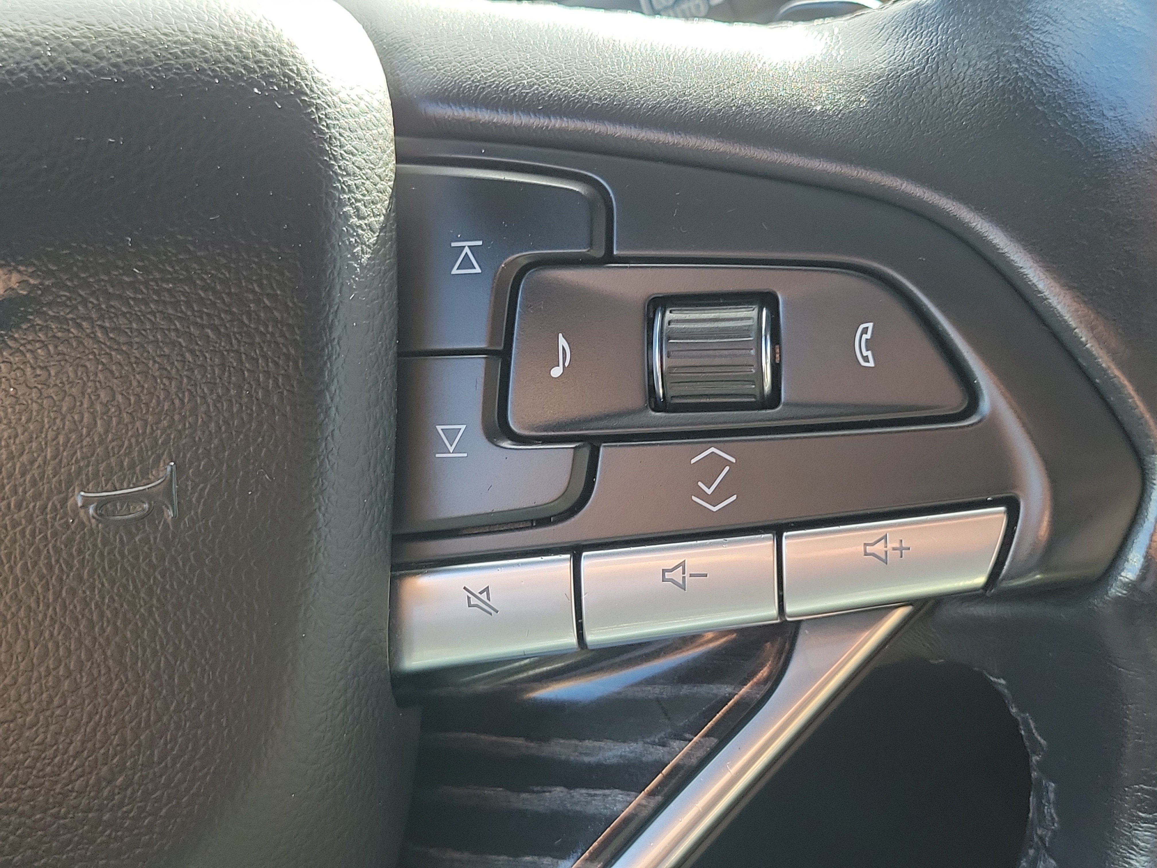 Used 2021 Cadillac Escalade Sport w/ Driver Assist Tech Package RWD image 28