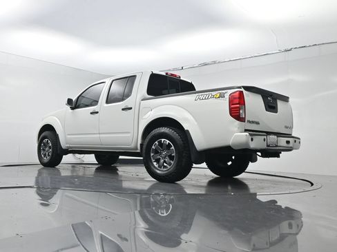 Used 2018 Nissan Frontier PRO-4X AWD/4WD image 22