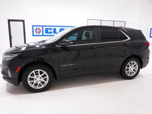 Used 2024 Chevrolet Equinox LT image 11