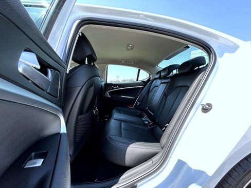 Certified 2026 Genesis G70 2.5T AWD/4WD image 19