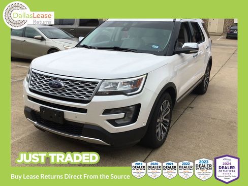 Used 2017 Ford Explorer Platinum image 1