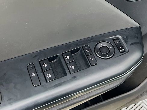 Used 2025 Kia K4 FWD image 9