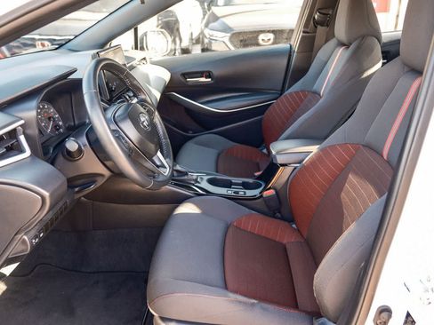 Certified 2025 Toyota Corolla SE w/ Convenience Package FWD image 20