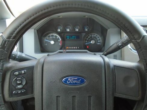 Used 2012 Ford F350 XLT w/ Camper Pkg image 14
