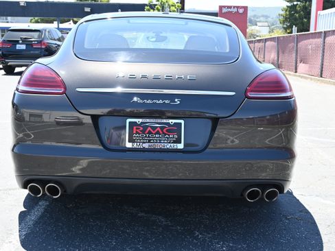 Used 2011 Porsche Panamera S RWD image 11
