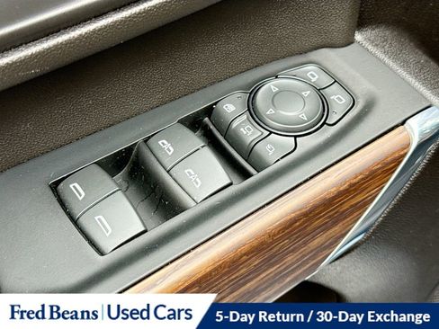 Used 2022 Chevrolet Silverado 2500 High Country w/ Safety Package II image 19