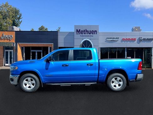 Used 2025 RAM 1500 Big Horn AWD/4WD image 8