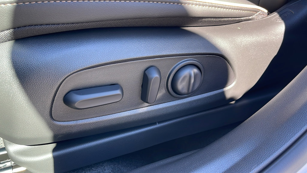 New 2026 Buick Envista Sport Touring FWD image 12