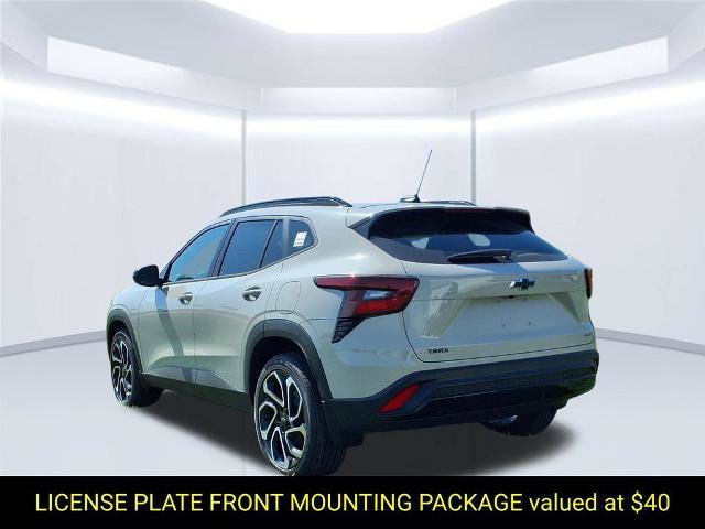 New 2026 Chevrolet Trax RS w/ Sunroof Package FWD image 6