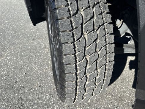 Used 2023 Toyota Tundra Limited image 36