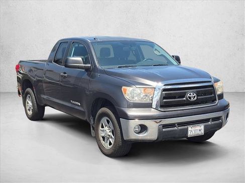 Used 2013 Toyota Tundra 2WD Double Cab w/ Upgrade Pkg image 3