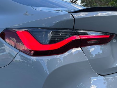 Used 2021 BMW M4 Coupe w/ Executive Package RWD image 18
