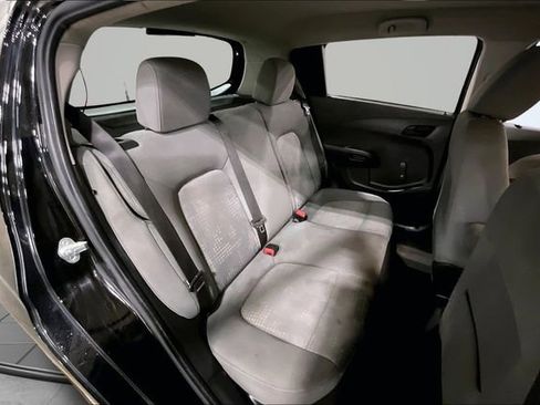 Used 2020 Chevrolet Sonic LT image 27