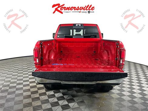 New 2026 RAM 2500 Limited w/ Towing Technology Group image 16