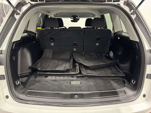 Certified 2023 Jeep Grand Cherokee Laredo image 13