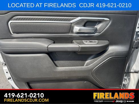 New 2026 RAM 1500 4x4 Crew Cab image 7