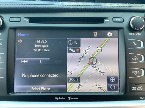 Used 2015 Toyota Highlander XLE AWD/4WD image 23