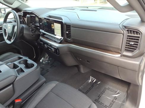 Used 2026 Chevrolet Silverado 1500 LT AWD/4WD image 8