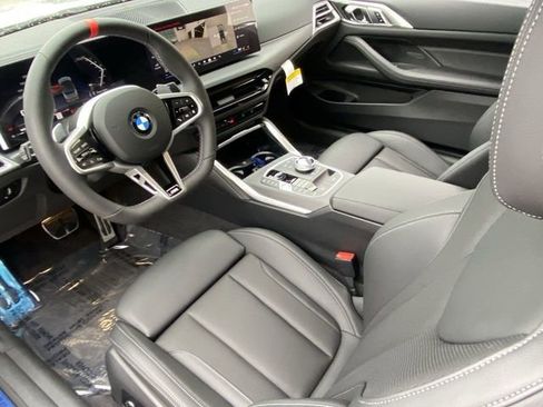 Used 2026 BMW M440i Convertible w/ Parking Assistance Package RWD image 17