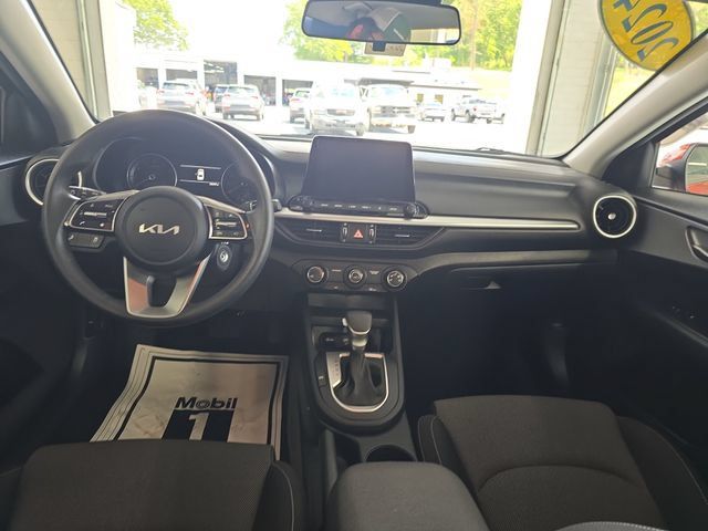 Certified 2024 Kia Forte LXS w/ LXS Technology Package FWD image 11